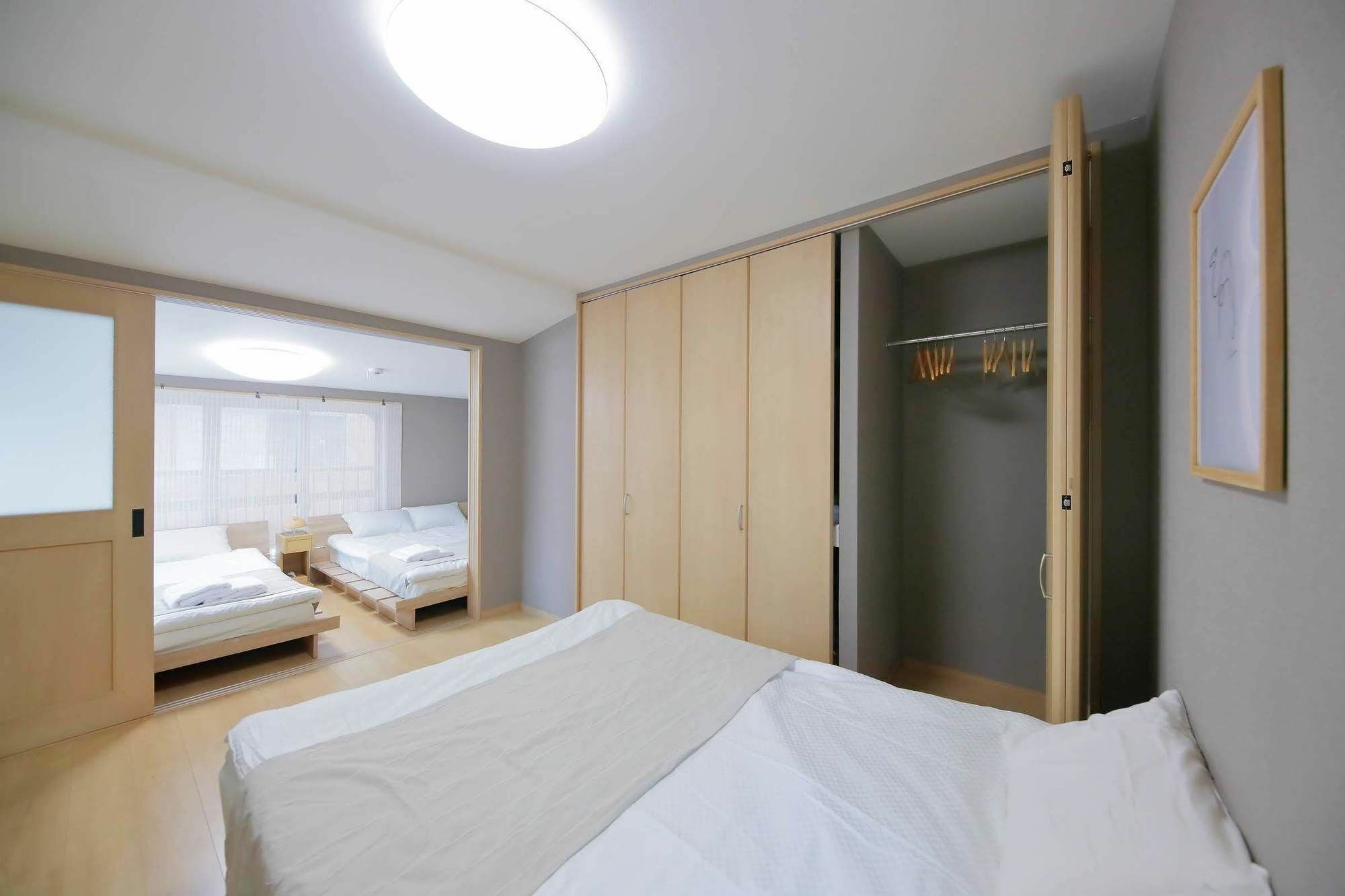 Diversion Ebie Osaka Exterior photo